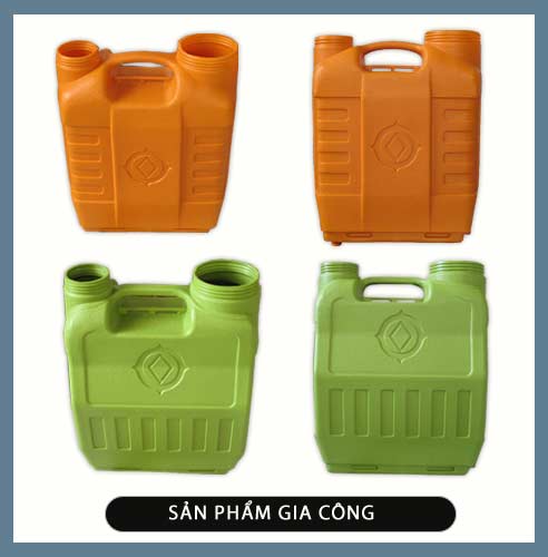 Can nhựa màu cam và xanh lá gia công theo yêu cầu